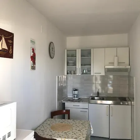 Tona * Traù