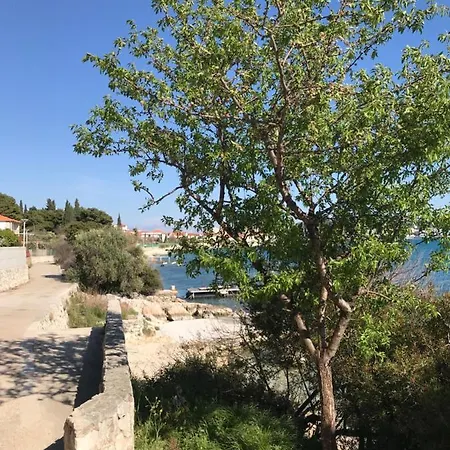 Apartment Tona